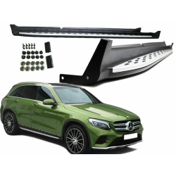 2 marchepied pour Mercedes...